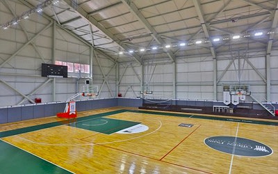 Spor zemin kaplama kapalı ve açık spor alanları için verimli hijyenik, estetik ve modern bir zemin sağlanabilmesinde tercih edilen zemin kaplama seçeneğidir.